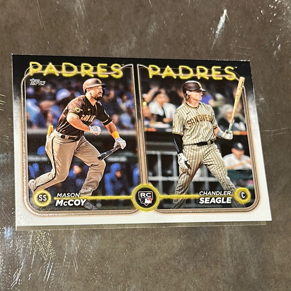 Topps Padres Baseball Card - Brown and Gold